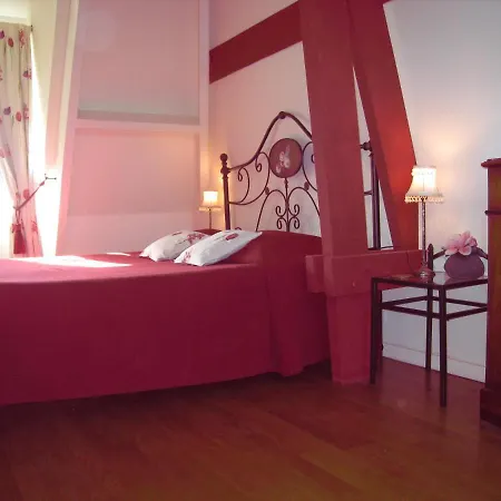 Manoir Du Petit Saint Pierre ゲストハウス *