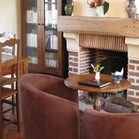 Konukevi Manoir Du Petit Saint Pierre *